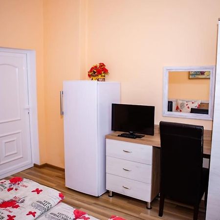 Hotel Lucky 2 Pavel Banya Esterno foto